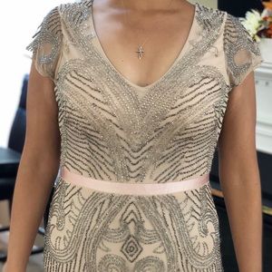 Adrianna papel Blush Dress